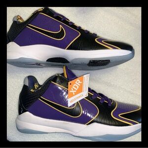 NEW Nike Zoom Kobe 5 Protro Lakers SIZE 10 LAKERS 12 W 10 M